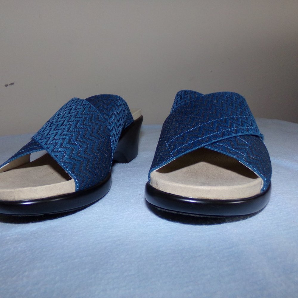Ladies Sandals by Umberto Raffini, Size 8.5
